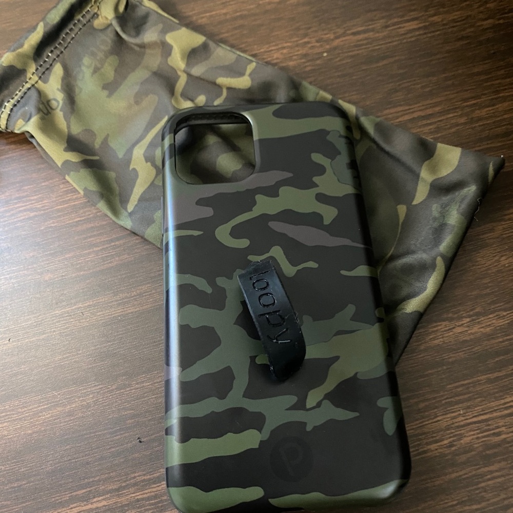 Camo iPhone 11 Pro loopy case
